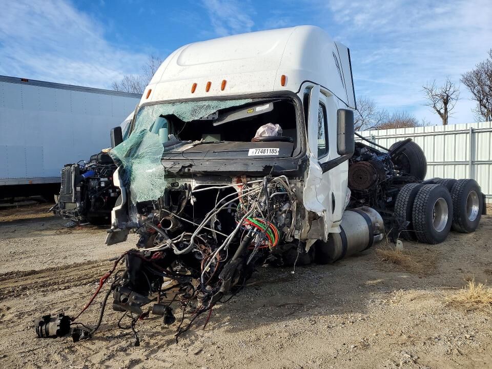 2022 FREIGHTLINER New Cascadia 126" Sleepercab