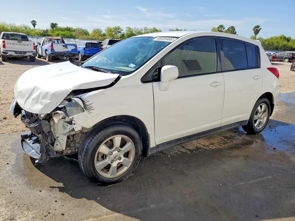 2012 NISSAN Versa