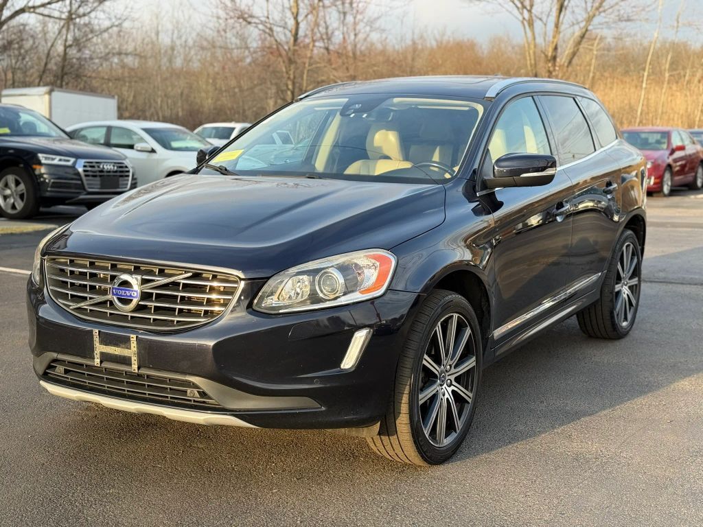 2017 VOLVO XC60
