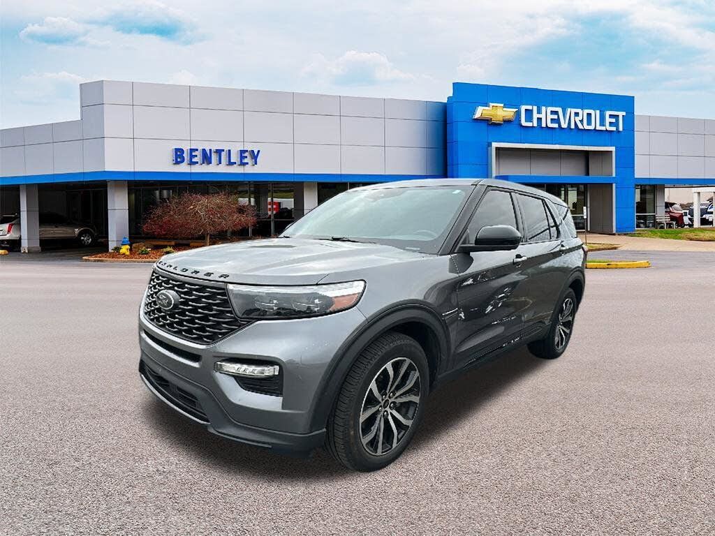 2022 FORD Explorer