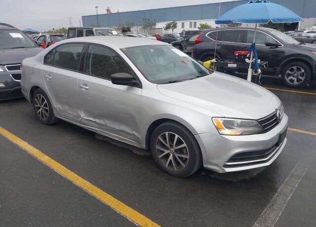 2016 VOLKSWAGEN Jetta