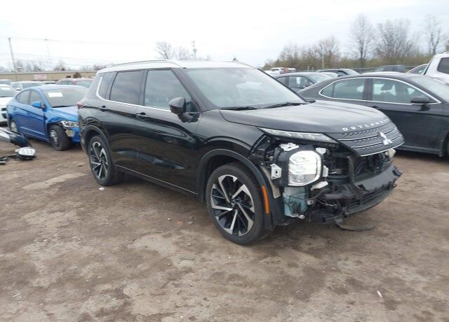 2024 MITSUBISHI Outlander