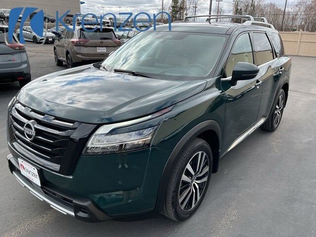 2023 NISSAN Pathfinder