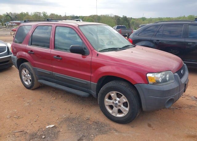 2005 FORD Escape