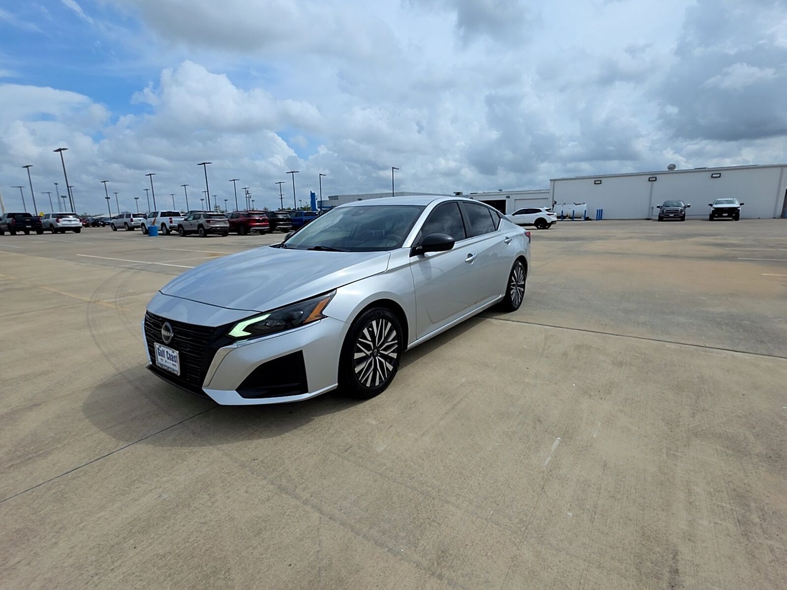 2024 NISSAN Altima