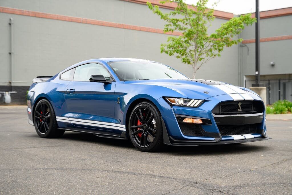 2020 FORD Mustang