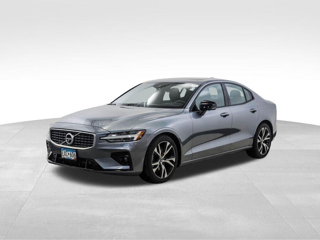 2019 VOLVO S60