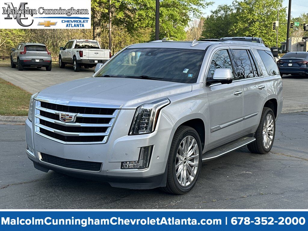 2017 CADILLAC Escalade