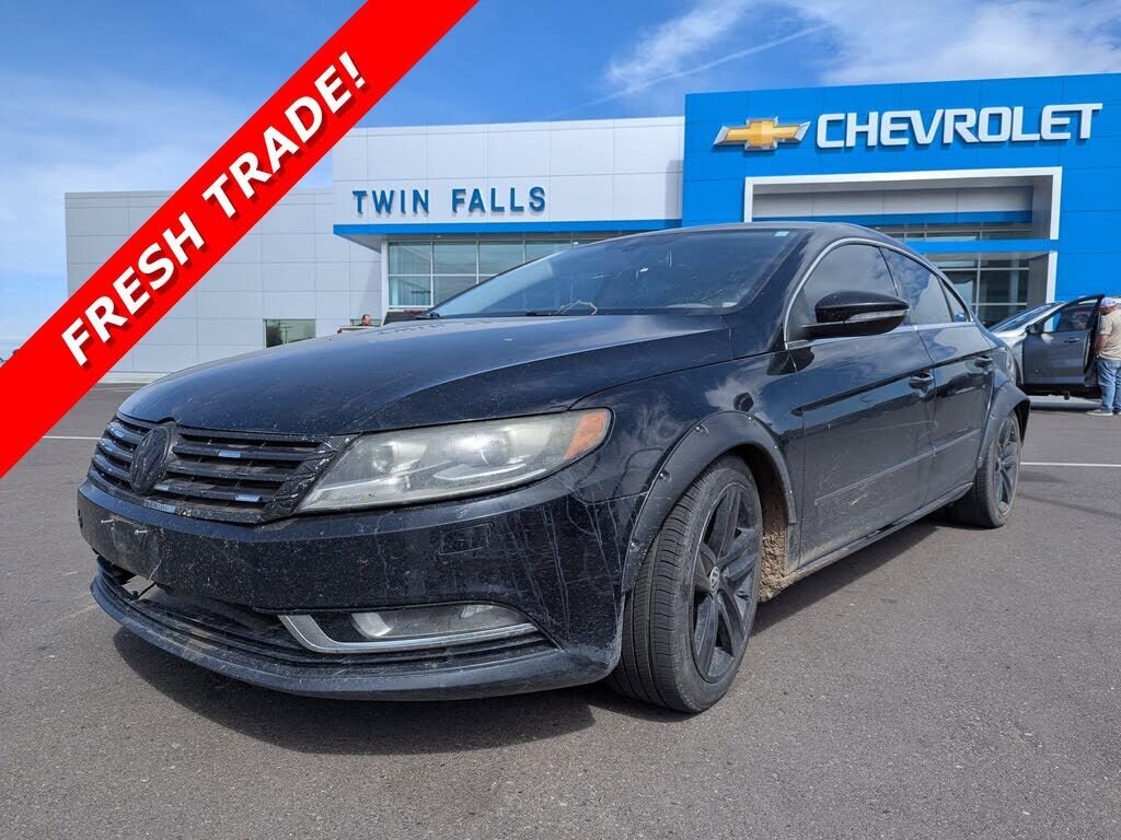 2013 VOLKSWAGEN Passat