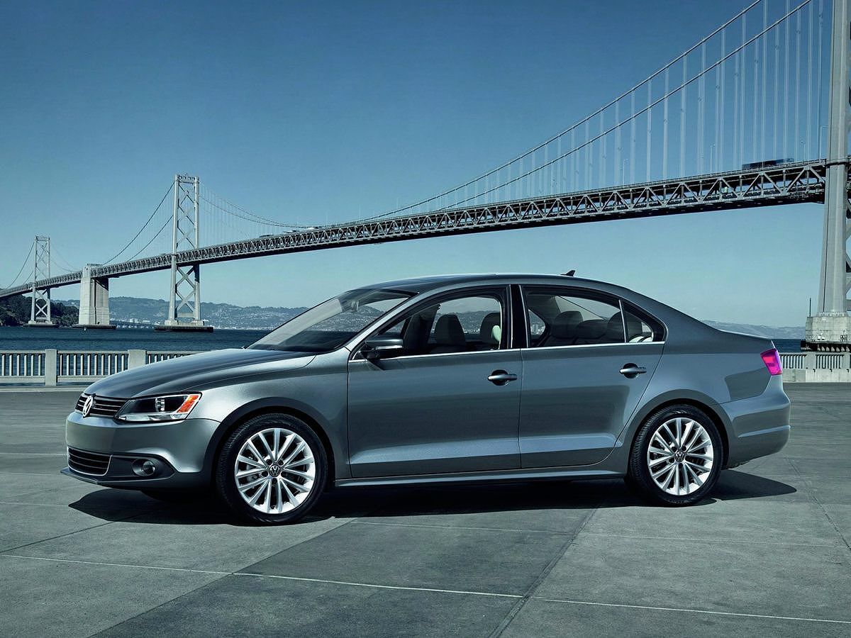 2013 VOLKSWAGEN Jetta