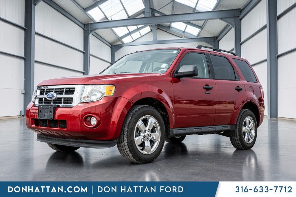 2011 FORD Escape