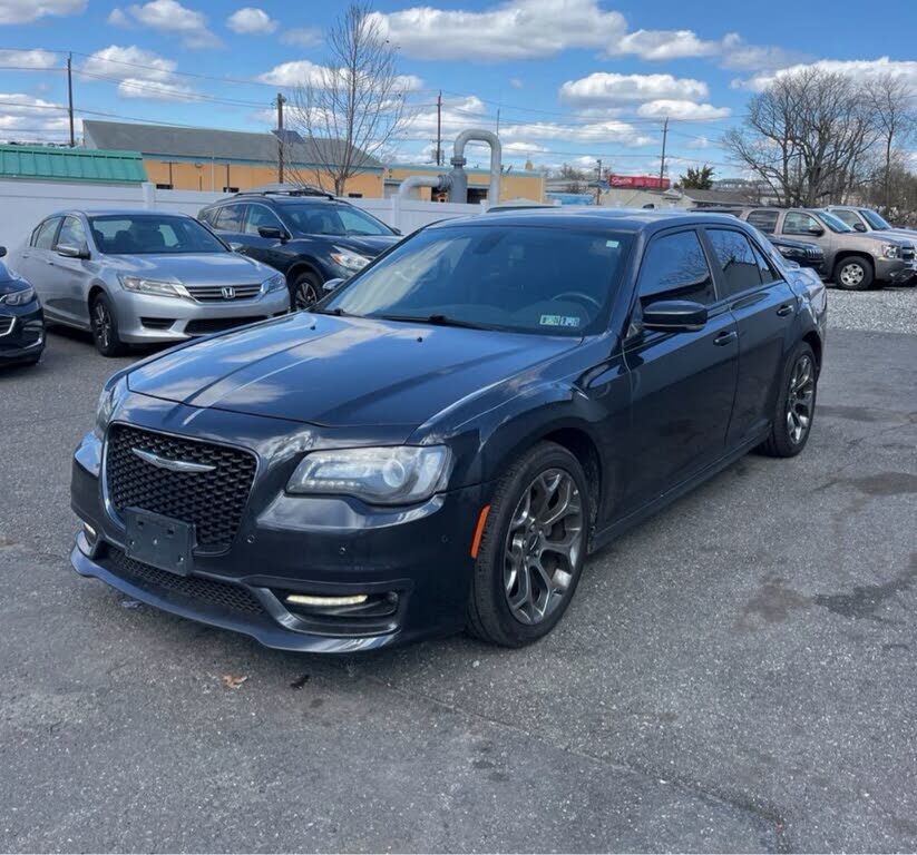 2018 CHRYSLER 300
