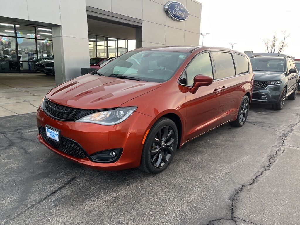 2018 CHRYSLER Pacifica