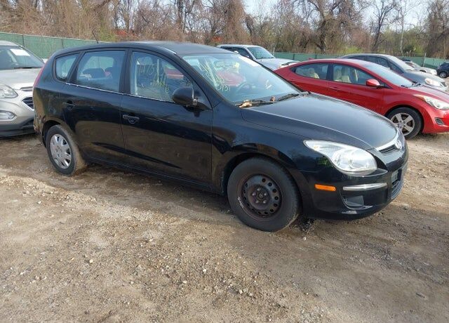 2010 HYUNDAI Elantra Touring