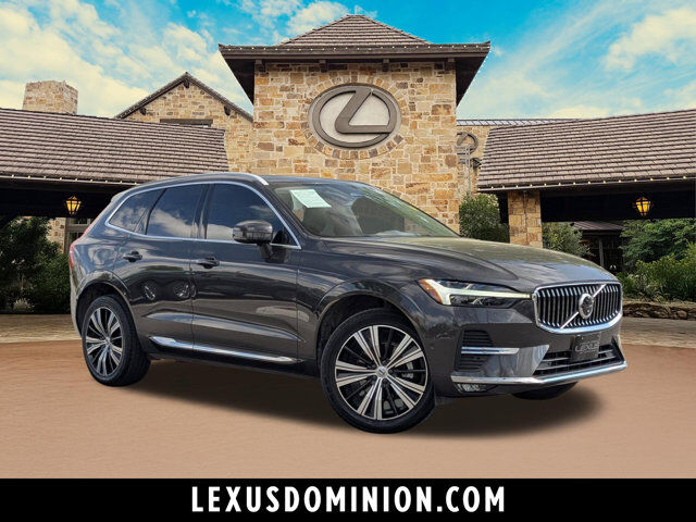 2022 VOLVO XC60