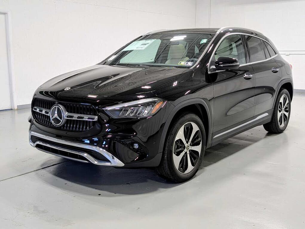 2026 MERCEDES-BENZ GLA-Class
