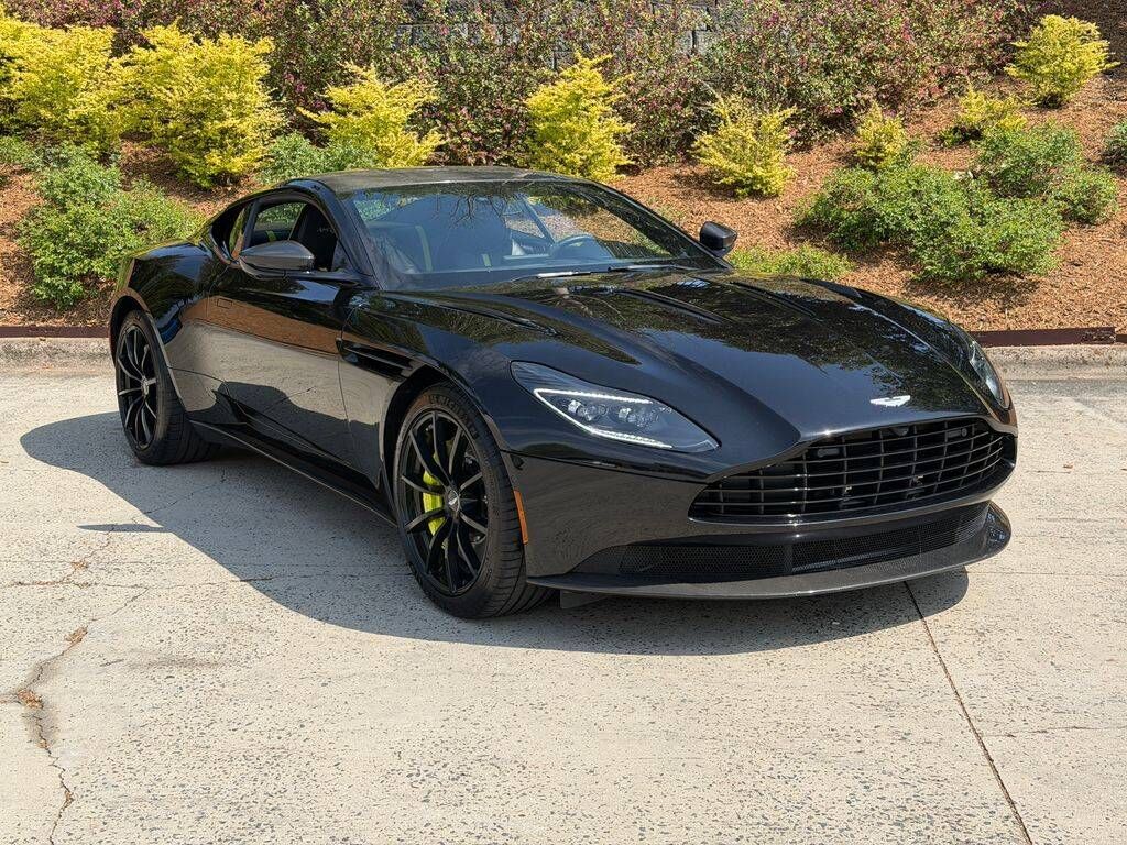 2019 ASTON MARTIN DB11