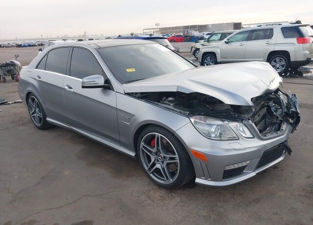 2010 MERCEDES-BENZ E-Class