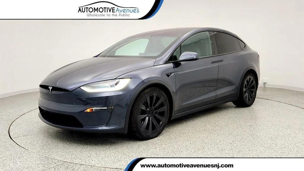 2023 TESLA Model X
