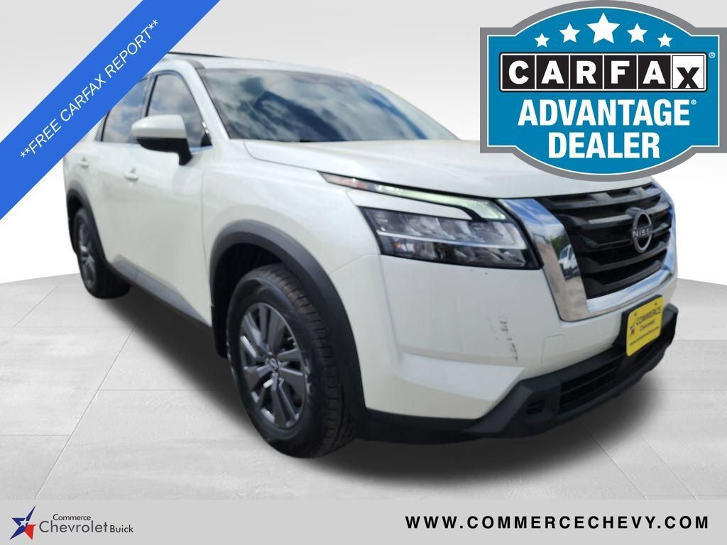 2022 NISSAN Pathfinder