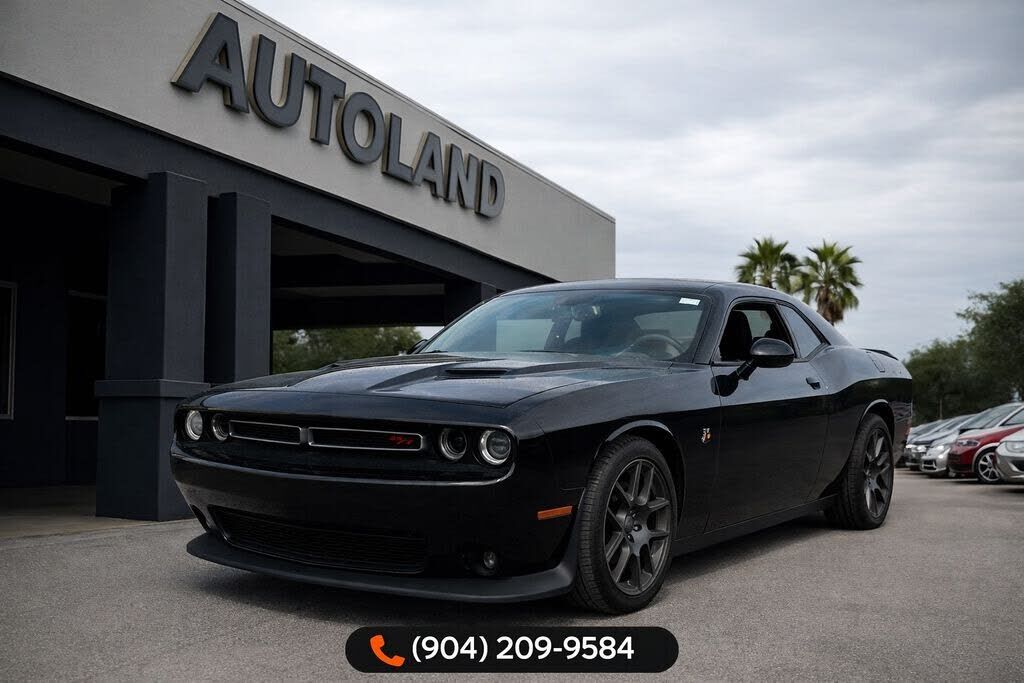 2016 DODGE Challenger