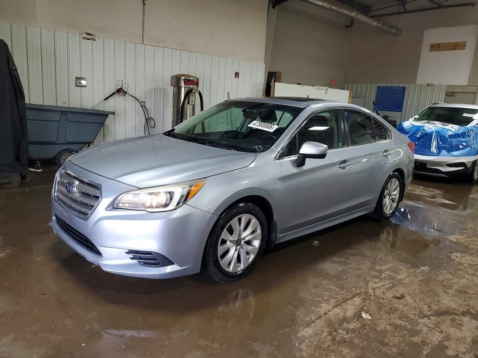 2016 SUBARU Legacy