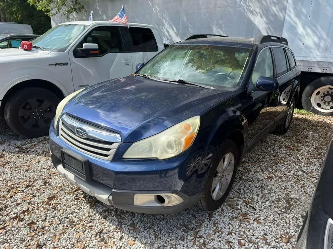 2011 SUBARU Outback
