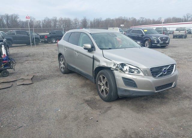 2013 VOLVO XC60