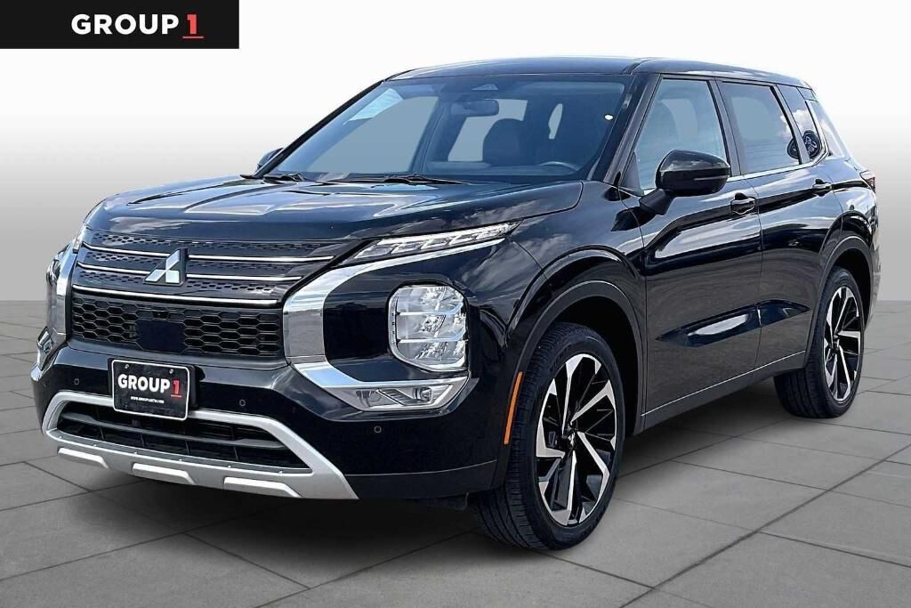 2024 MITSUBISHI Outlander