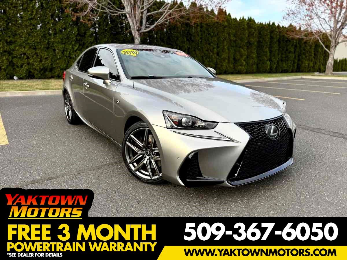 2018 LEXUS IS
