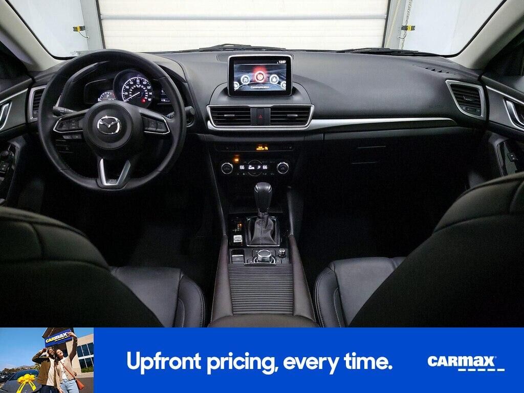 2018 MAZDA Mazda3