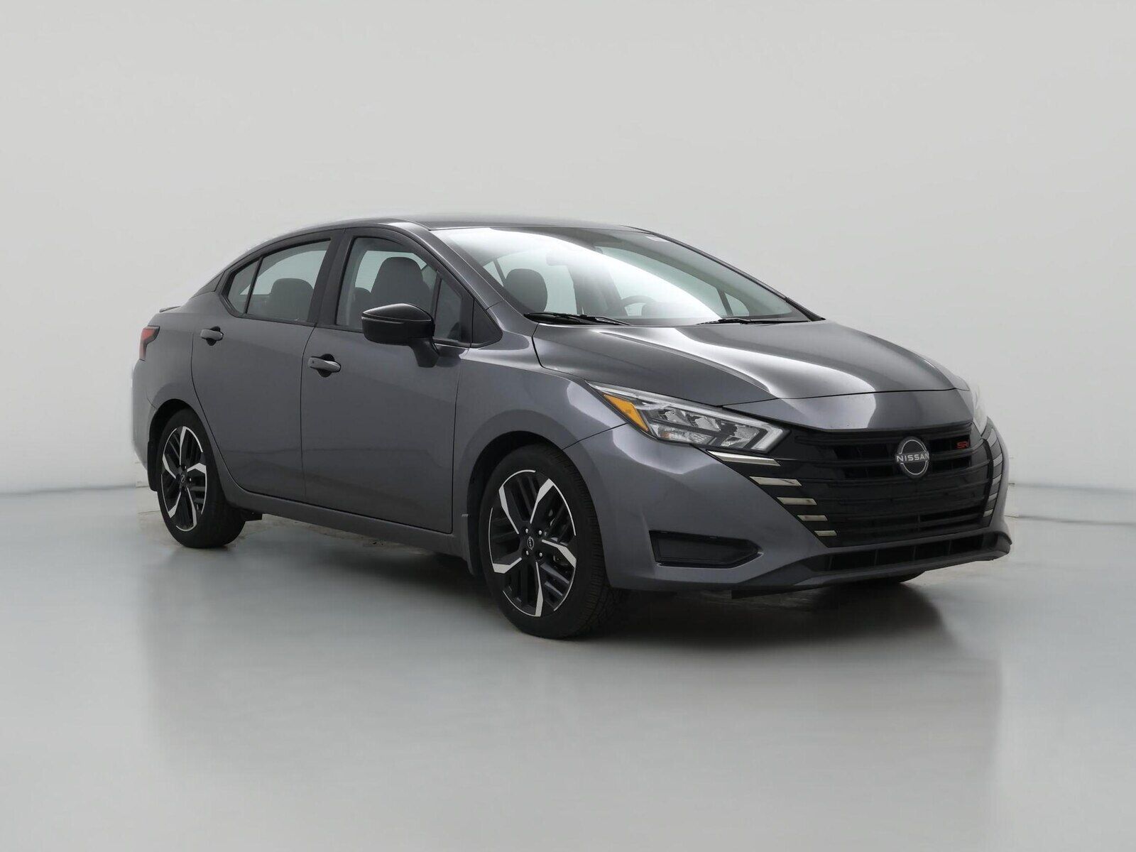 2023 NISSAN Versa