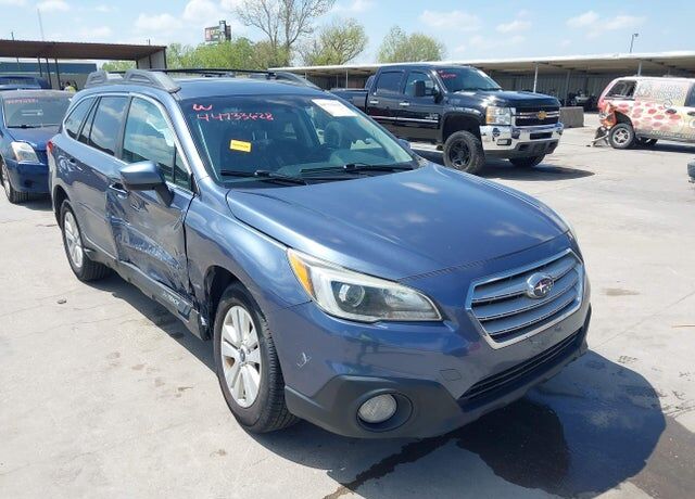 2015 SUBARU Outback