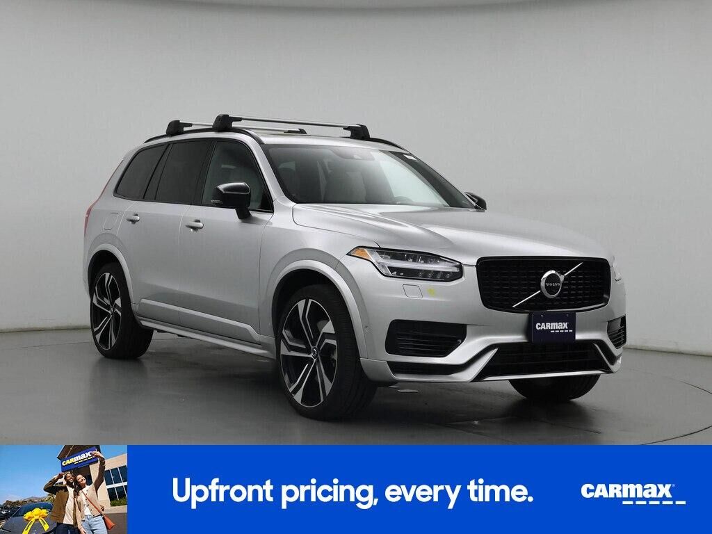 2022 VOLVO XC90