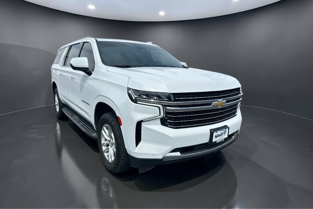 2022 CHEVROLET Suburban