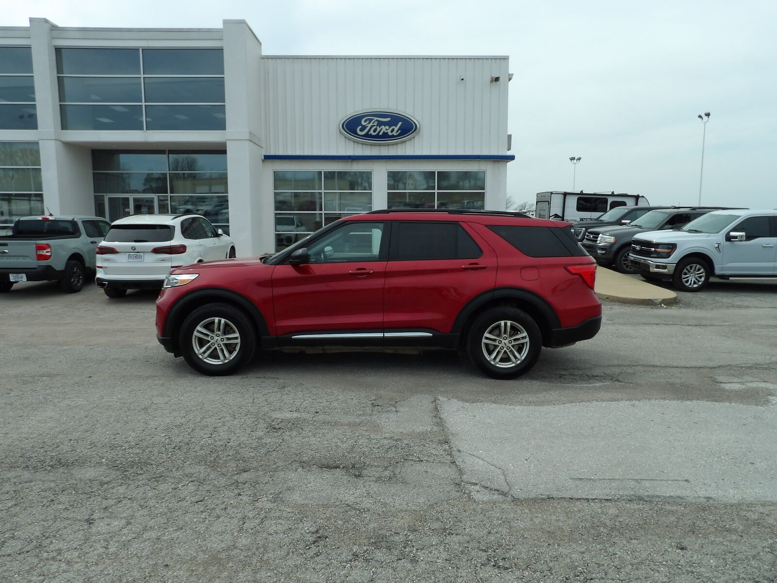 2021 FORD Explorer