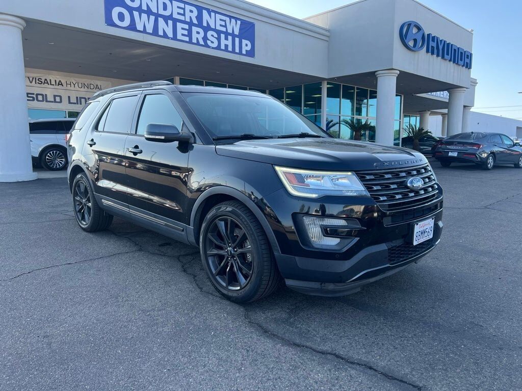 2017 FORD Explorer