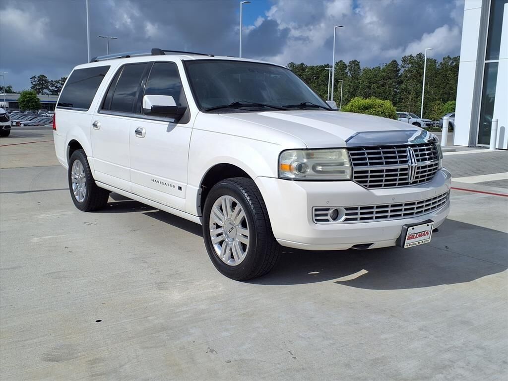 2012 LINCOLN Navigator