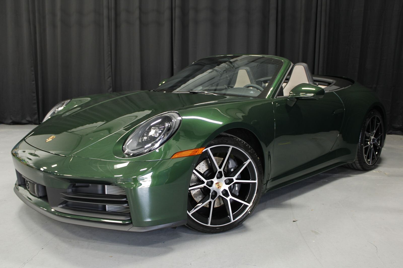 2026 PORSCHE 911