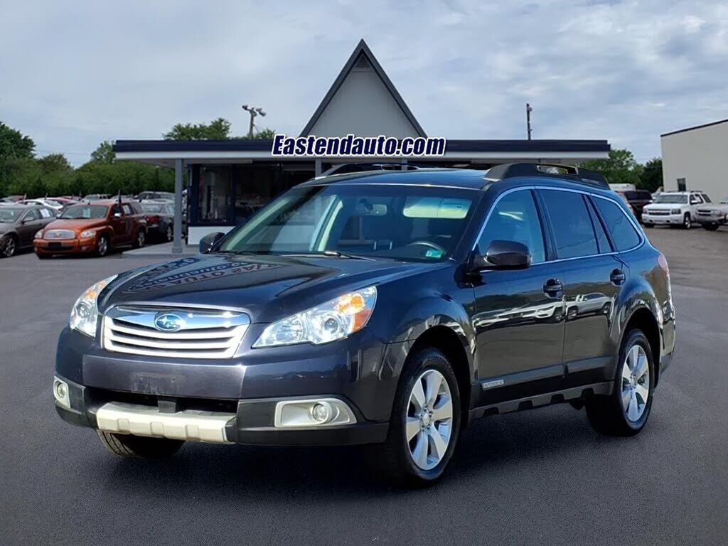 2010 SUBARU Outback