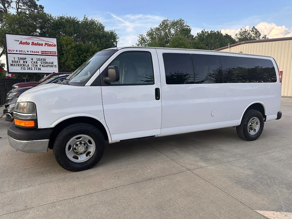 2015 CHEVROLET Express