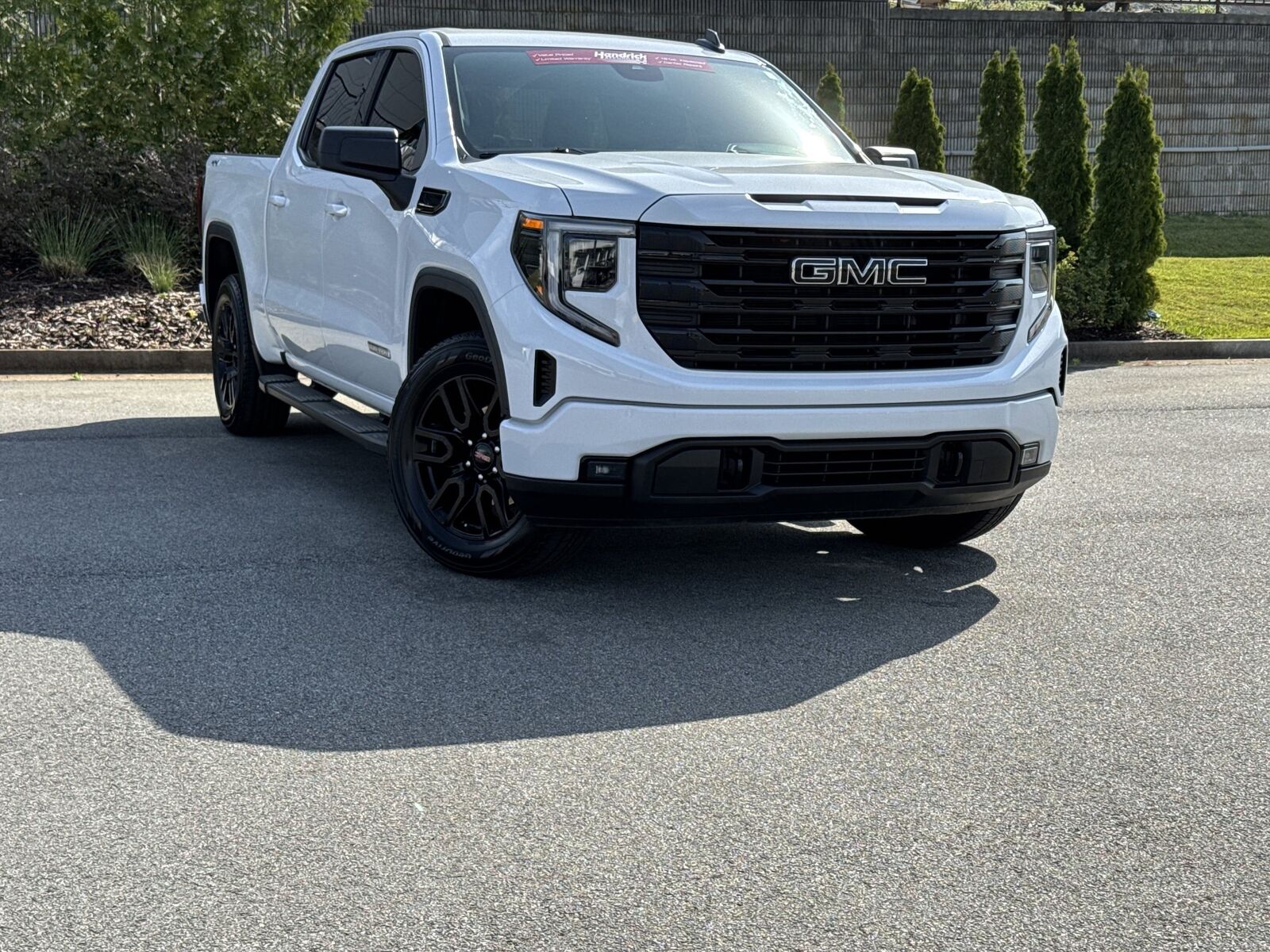 2023 GMC Sierra