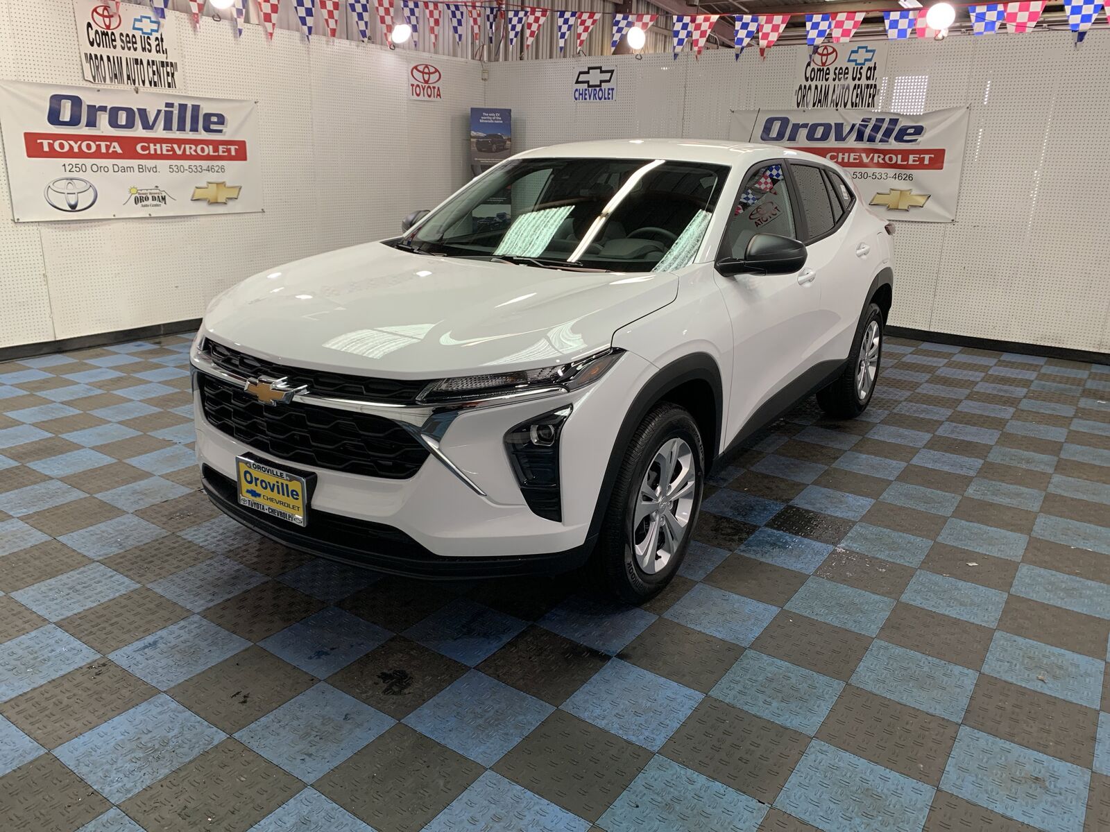 2026 CHEVROLET Trax