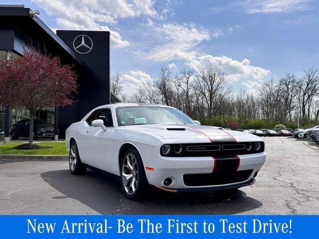 2016 DODGE Challenger