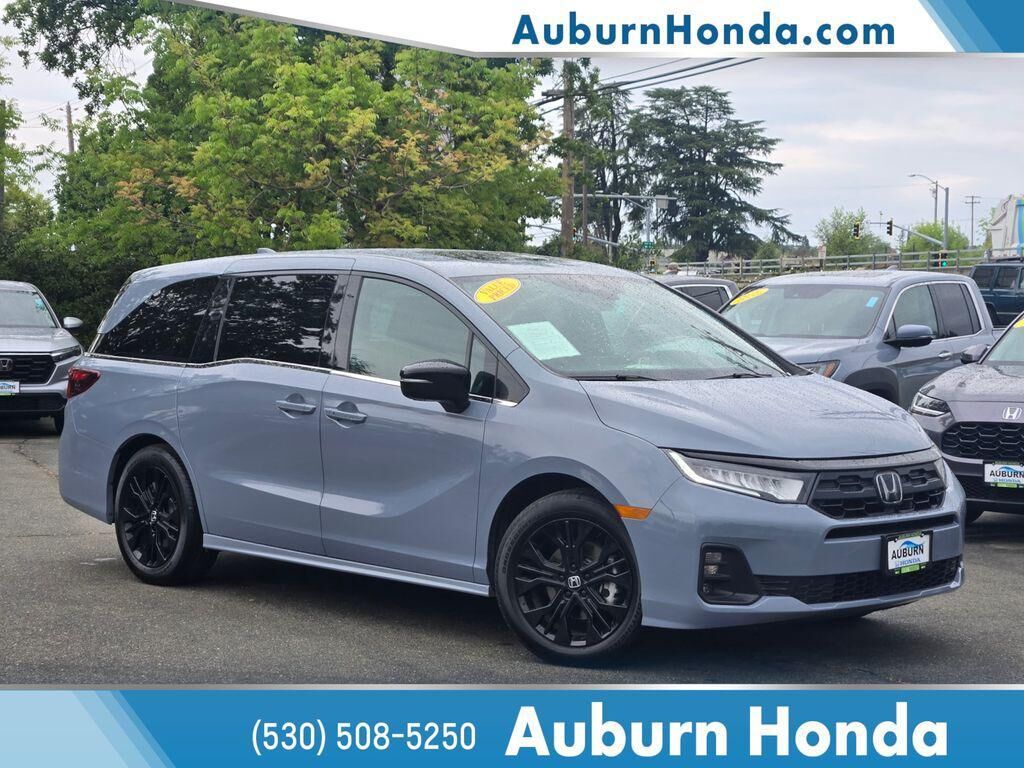 2025 HONDA Odyssey