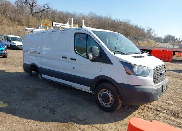2017 FORD Transit