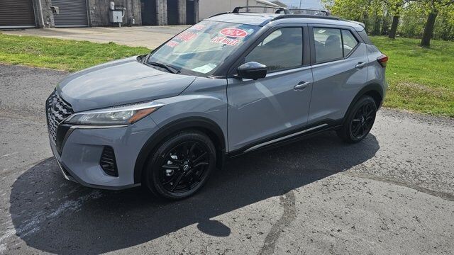 2024 NISSAN Kicks