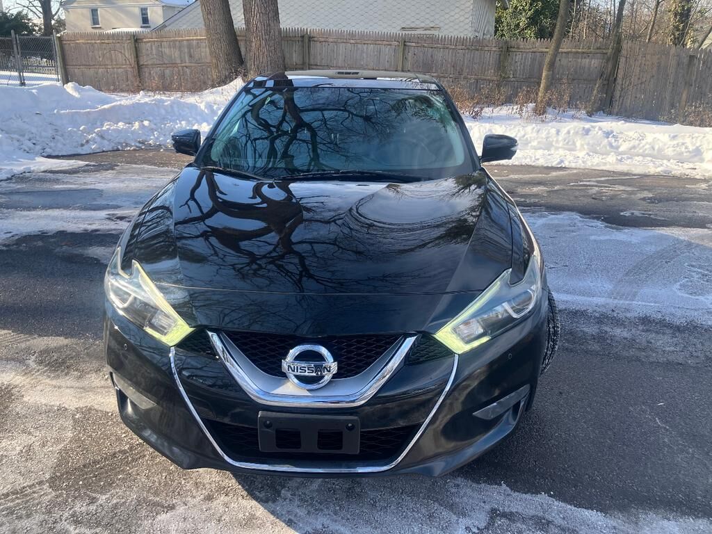 2016 NISSAN Maxima