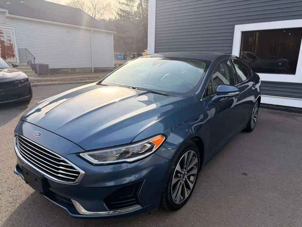 2019 FORD Fusion