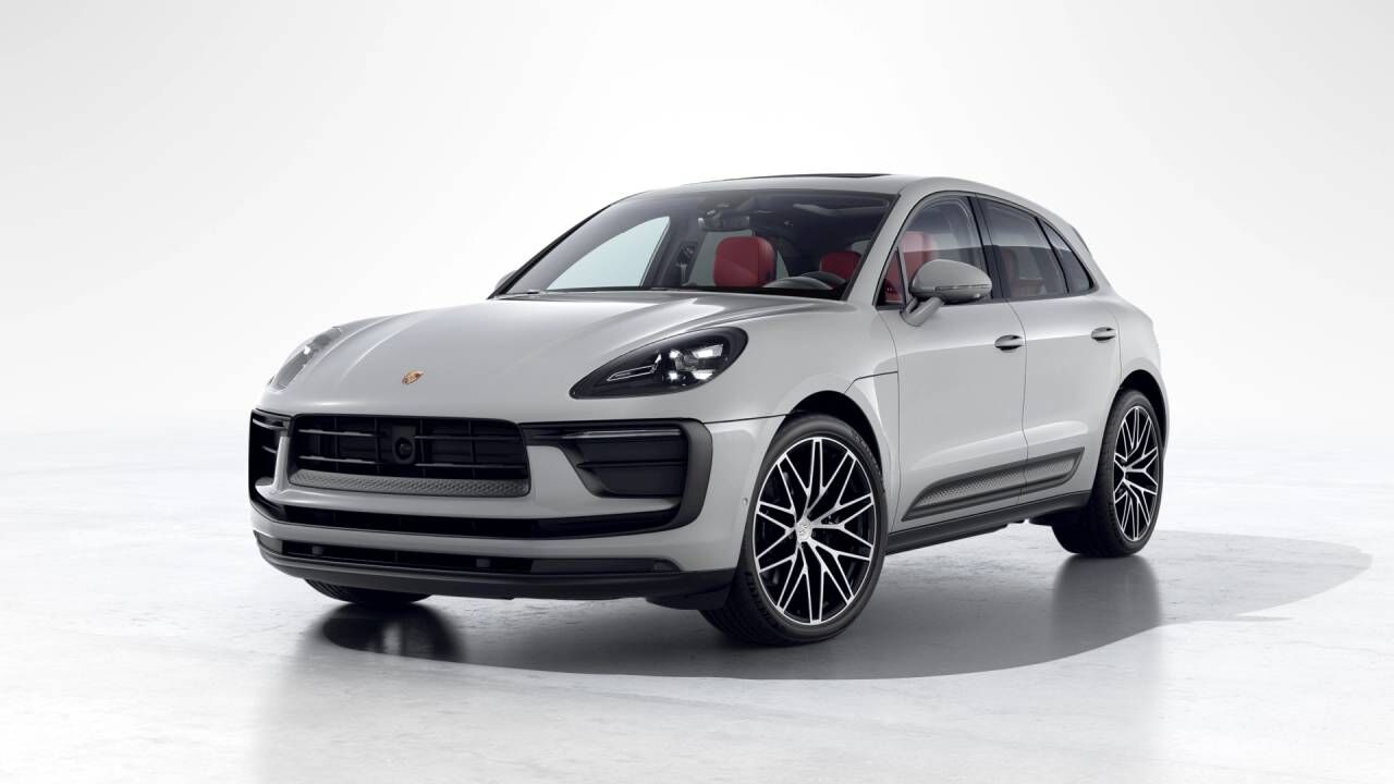 2026 PORSCHE Macan